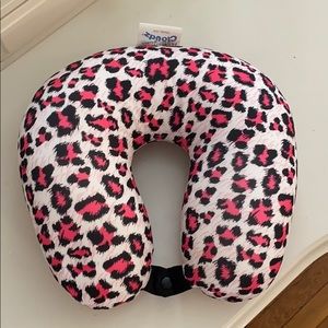 Travel pillow